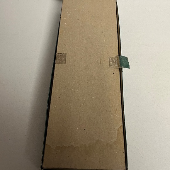 Patrician Green Box 0f 12 Hand Dipped Candles Classic 18" Dripless Smokeless - Picture 5 of 9